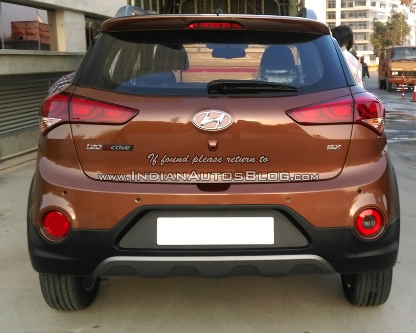 Hyundai i20 Active spied in India – SUV-styled Elite i20 313768