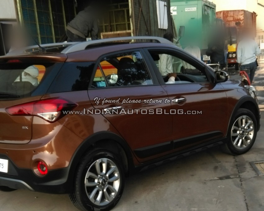 Hyundai i20 Active spied in India – SUV-styled Elite i20 313771