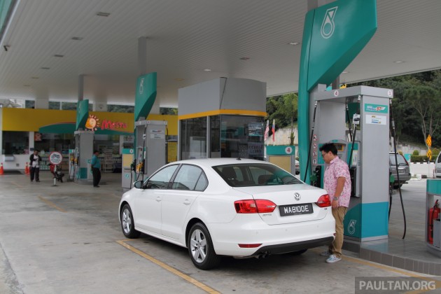 PDAM says fuel stations hit by weekly price changes; KPDNKK asks to look for other income sources