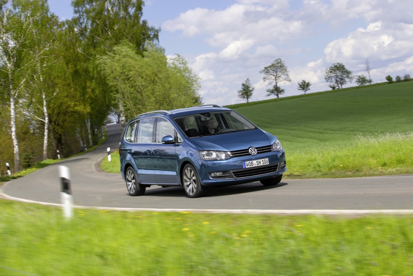 Volkswagen Sharan facelift to debut at Geneva 2015 351031