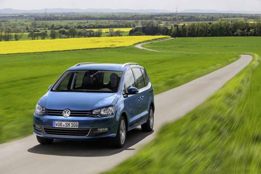 Volkswagen Sharan facelift to debut at Geneva 2015 351037