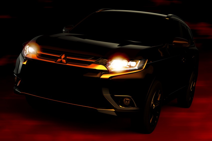 Mitsubishi Outlander facelift teased with new rear shot 320846