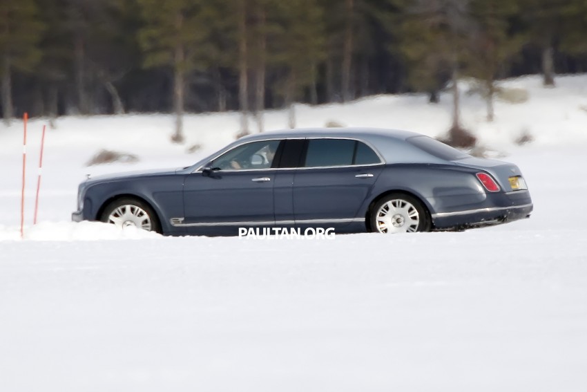 SPIED: Bentley Mulsanne to get long-wheelbase body? 321244