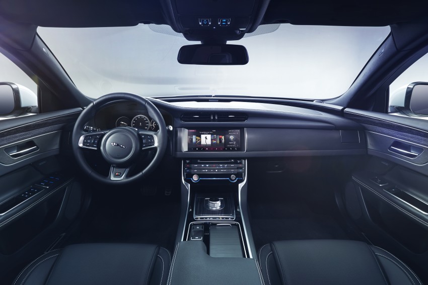 2016 Jaguar XF – first interior pic shown, Mar 24 debut 319415