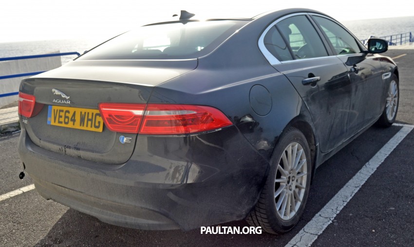 Jaguar XE spied with E badge is probably not an EV 320092