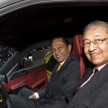 Lotus Evora 400 unveiled in Geneva by Tun Mahathir