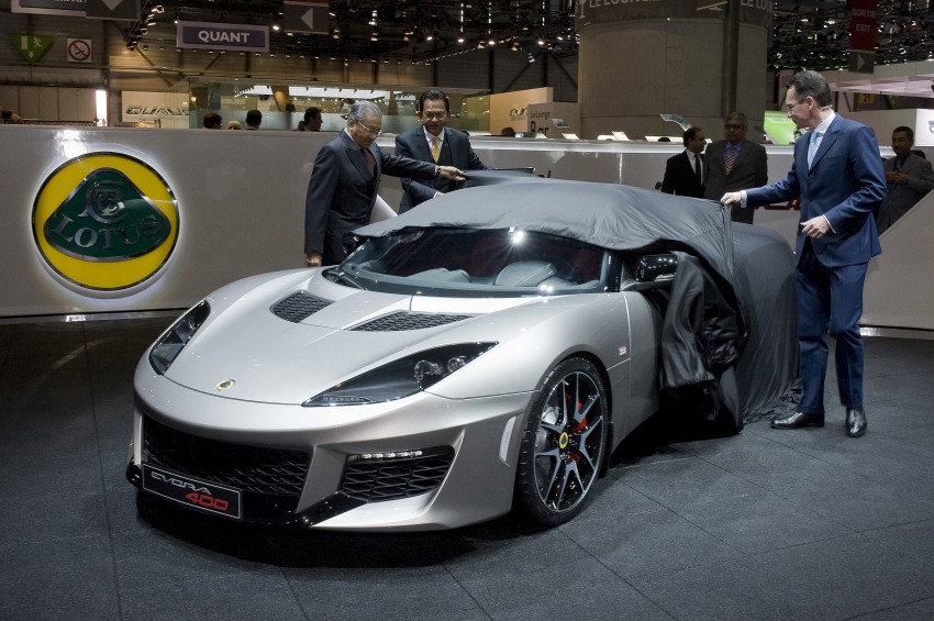 Lotus Evora 400 unveiled in Geneva by Tun Mahathir 316224