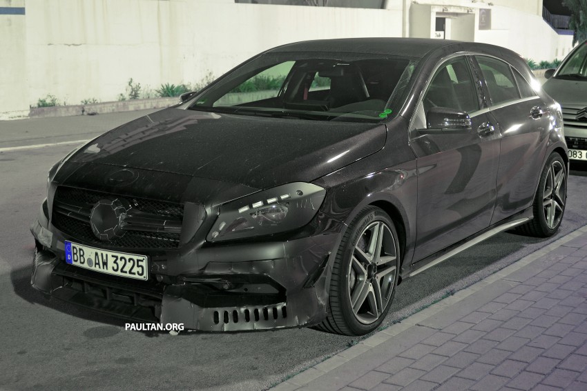 SPYSHOTS: Mercedes-Benz A-Class facelift – a first look at the updated interior 323077