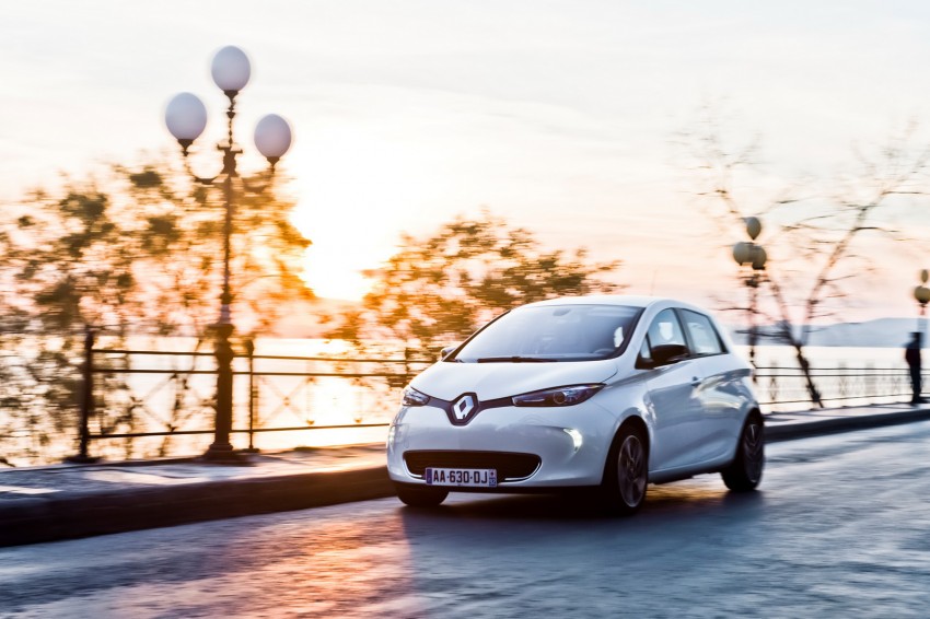 2015 Renault Zoe all-electric range extended to 240 km 316132