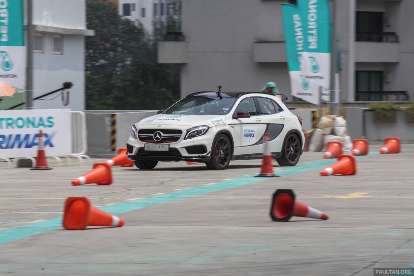 VIDEO: Petronas driver Nico Rosberg drives a Mercedes-Benz GLA 45 AMG at the Binjai carpark 320352