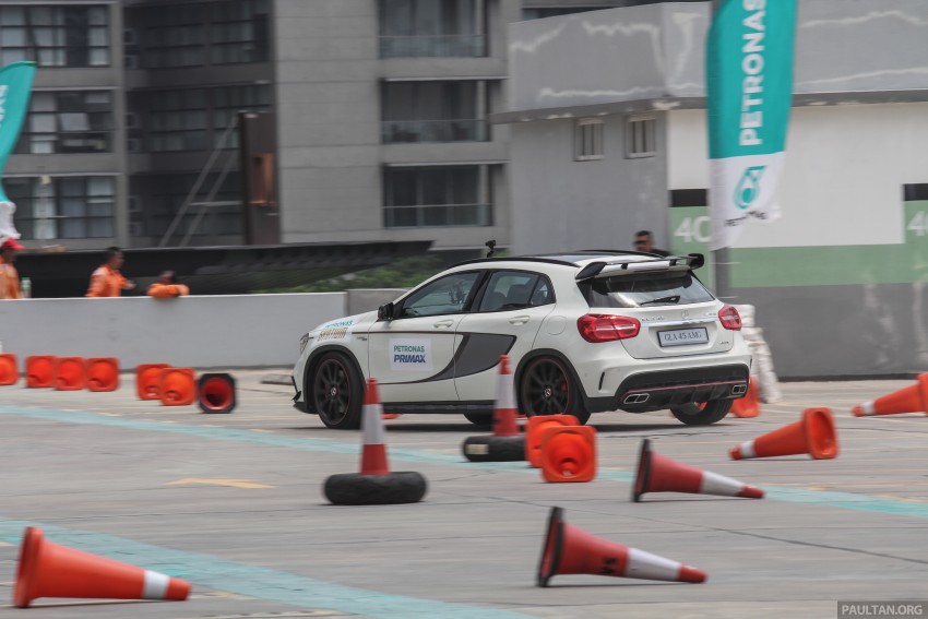 VIDEO: Petronas driver Nico Rosberg drives a Mercedes-Benz GLA 45 AMG at the Binjai carpark 320325