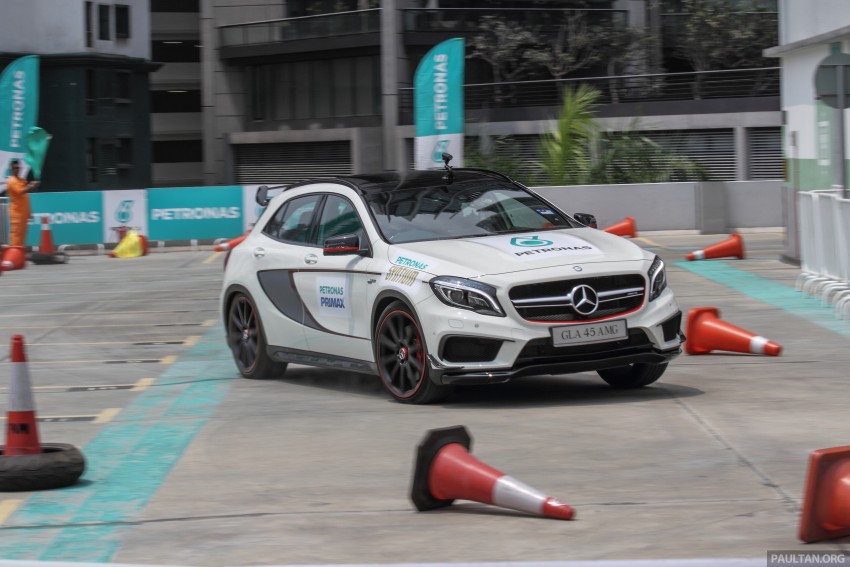 VIDEO: Petronas driver Nico Rosberg drives a Mercedes-Benz GLA 45 AMG at the Binjai carpark 320315