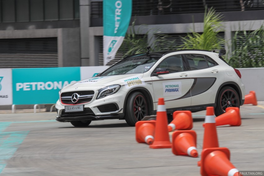 VIDEO: Petronas driver Nico Rosberg drives a Mercedes-Benz GLA 45 AMG at the Binjai carpark 320312