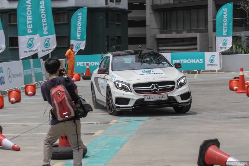 VIDEO: Petronas driver Nico Rosberg drives a Mercedes-Benz GLA 45 AMG at the Binjai carpark 320310