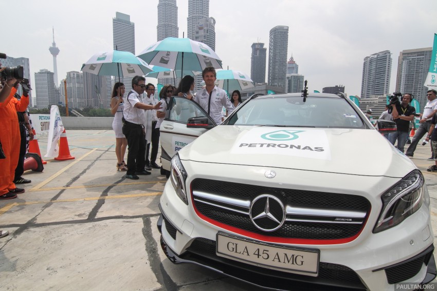 VIDEO: Petronas driver Nico Rosberg drives a Mercedes-Benz GLA 45 AMG at the Binjai carpark 320297
