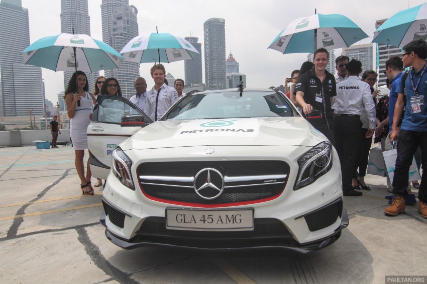 VIDEO: Petronas driver Nico Rosberg drives a Mercedes-Benz GLA 45 AMG at the Binjai carpark 320293