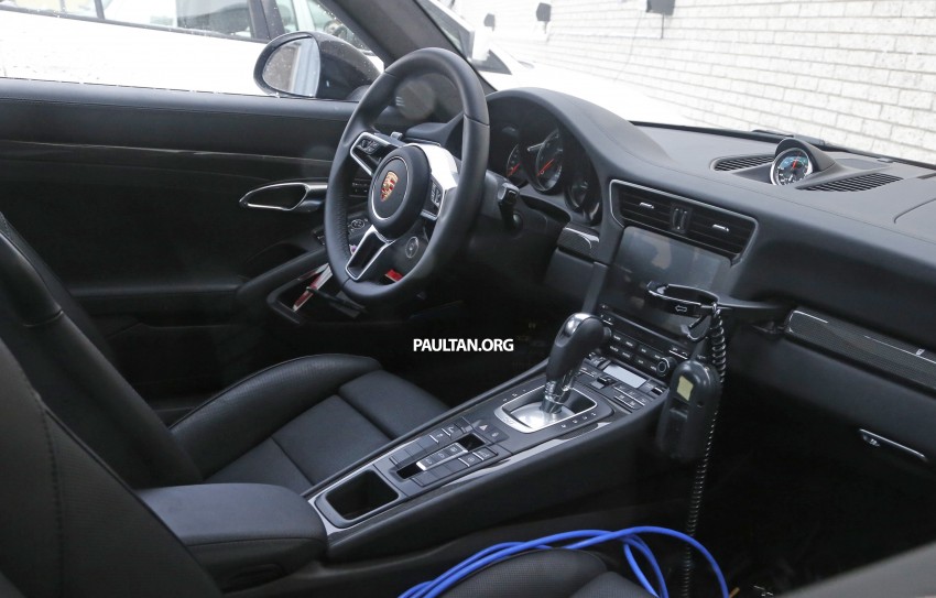 SPYSHOTS: Porsche 911 Turbo facelift photographed 314744