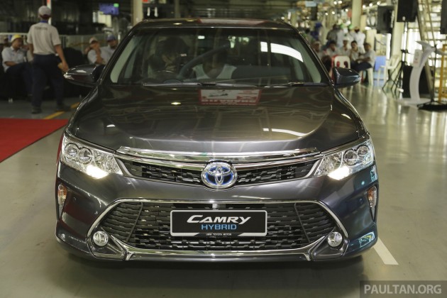 Toyota Camry Hybrid Line Off 41