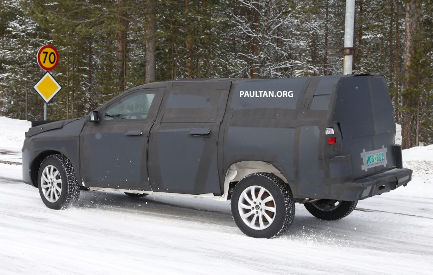 SPIED: 2016 Fiat pick-up truck to rival Toyota Hilux 321682