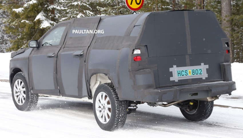 SPIED: 2016 Fiat pick-up truck to rival Toyota Hilux 321684