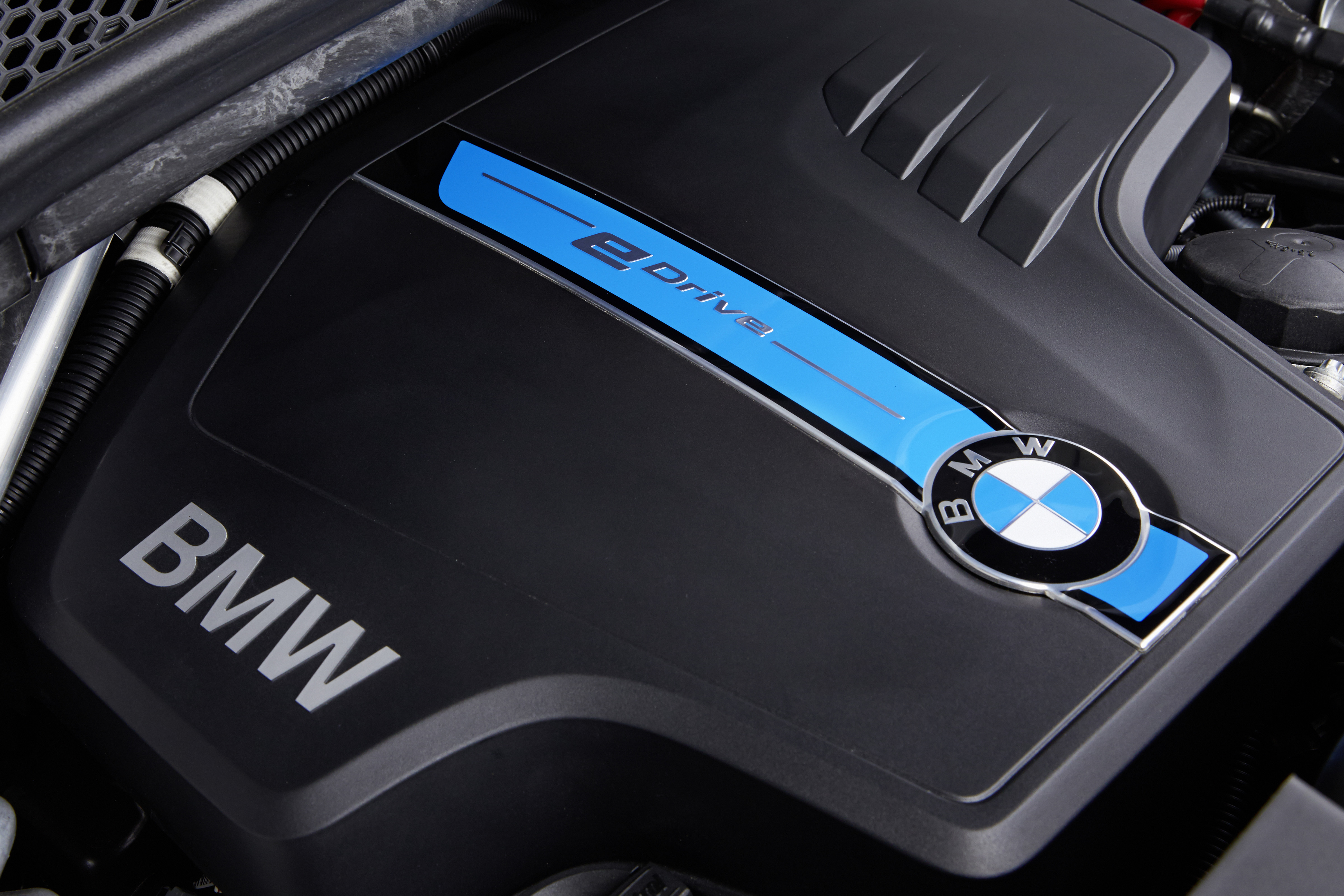 X5 hybrid. BMW x5 Hybrid. BMW x5 e40. BMW x5 гибридный электрическая. BMW x5 plugin Hybrid.