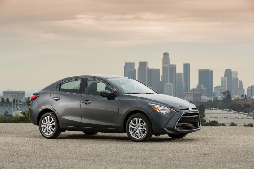 2016 Scion iA – it’s a big mouthed Mazda 2 Sedan! 323722