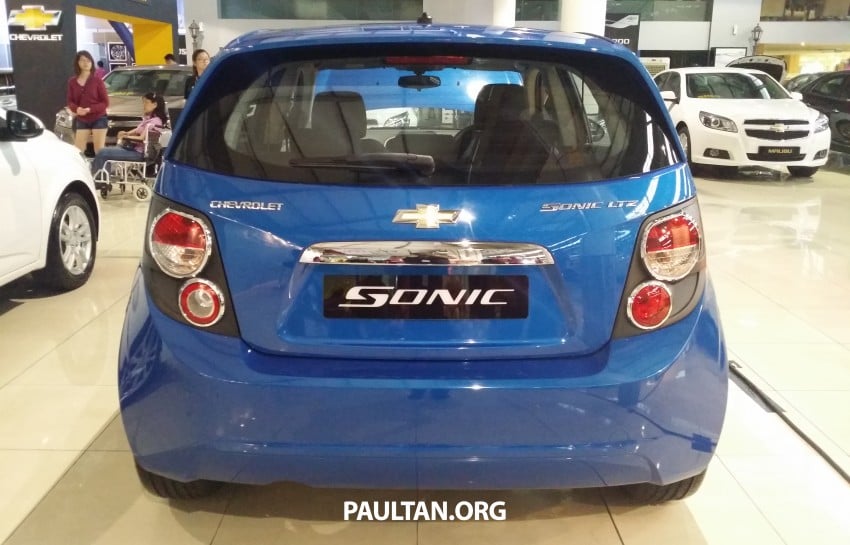 Chevrolet Sonic 1.6 hatchback and sedan introduced 332731