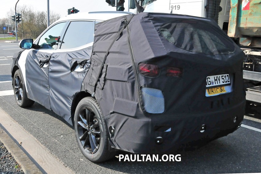SPIED: Hyundai Santa Fe facelift revised inside out 327527
