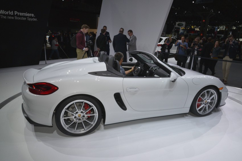 New Porsche Boxster Spyder to debut at NYIAS 2015 324433
