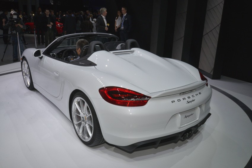 New Porsche Boxster Spyder to debut at NYIAS 2015 324440