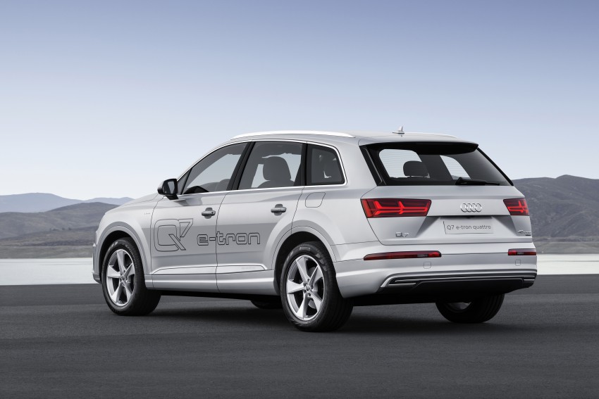 Audi Q7 e-tron 2.0 TFSI quattro debuts in Shanghai 329270