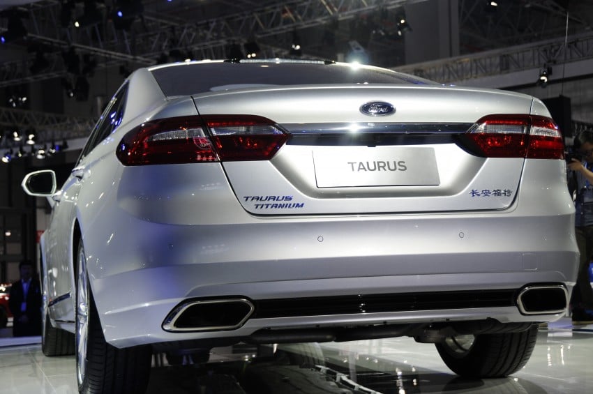 Shanghai 2015: 2016 Ford Taurus for China unveiled 332642