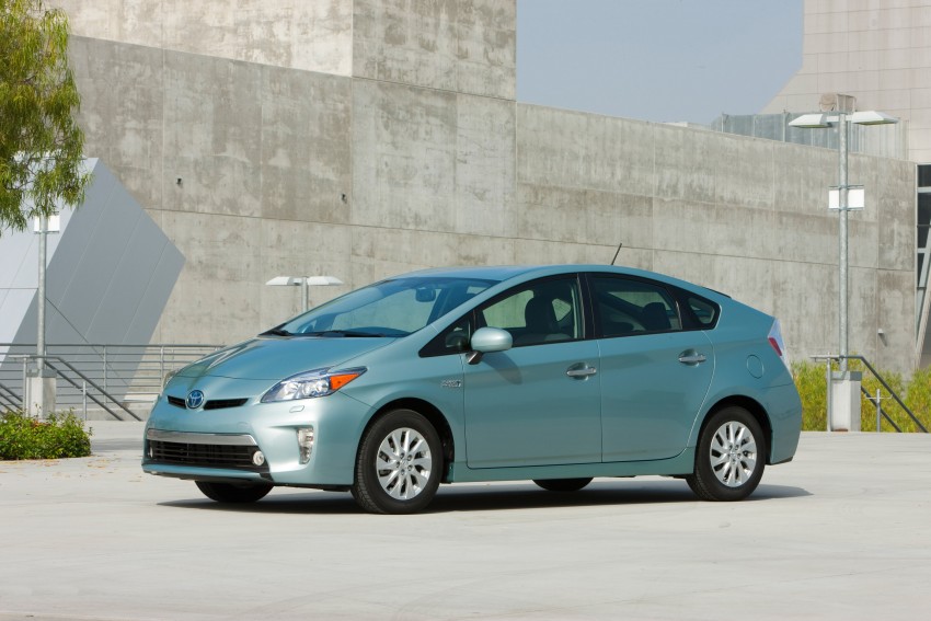 2015 Toyota Prius Plug-in Hybrid production ends 335333