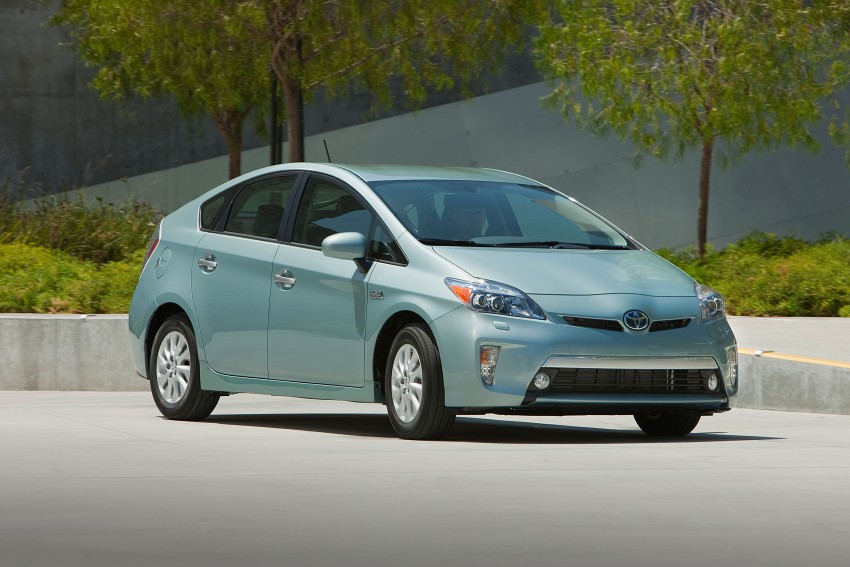 2015 Toyota Prius Plug-in Hybrid production ends 335336