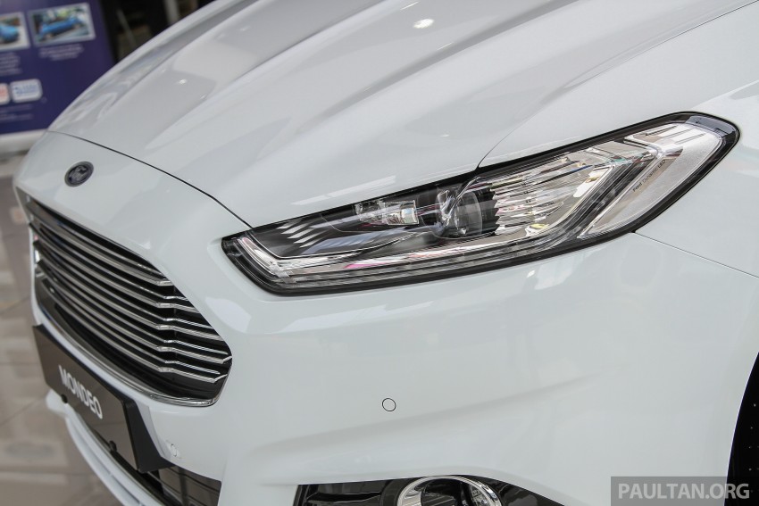 GALLERY: 2015 Ford Mondeo in the showroom 337367