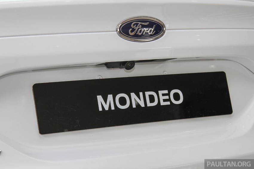 GALLERY: 2015 Ford Mondeo in the showroom 337388
