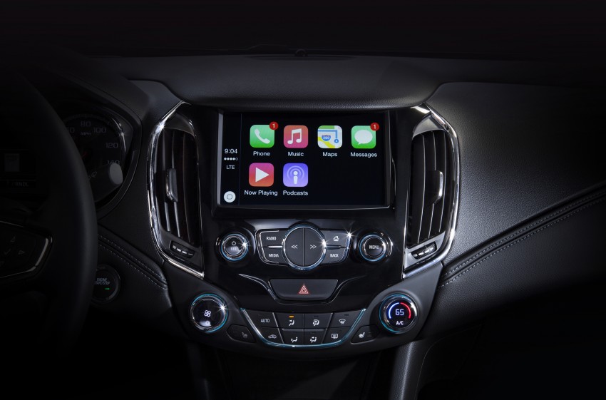 2016 Chevrolet Cruze interior teased, debuts June 24 344315