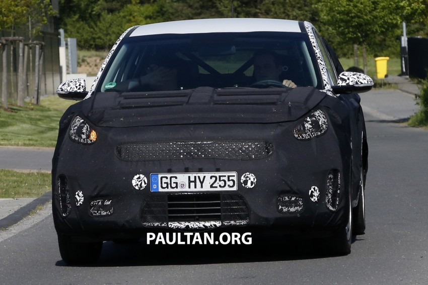 SPYSHOTS: Kia Niro B-segment SUV spotted testing 340912