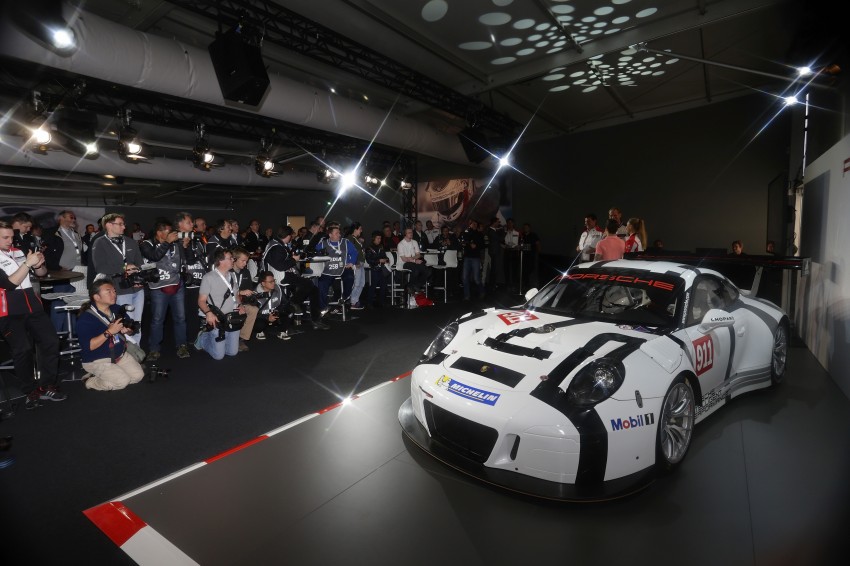 Porsche 911 GT3 R – race car based on the road car 341727