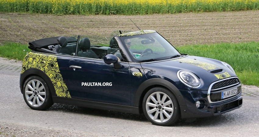 SPYSHOTS: MINI Convertible testing with top down 338821
