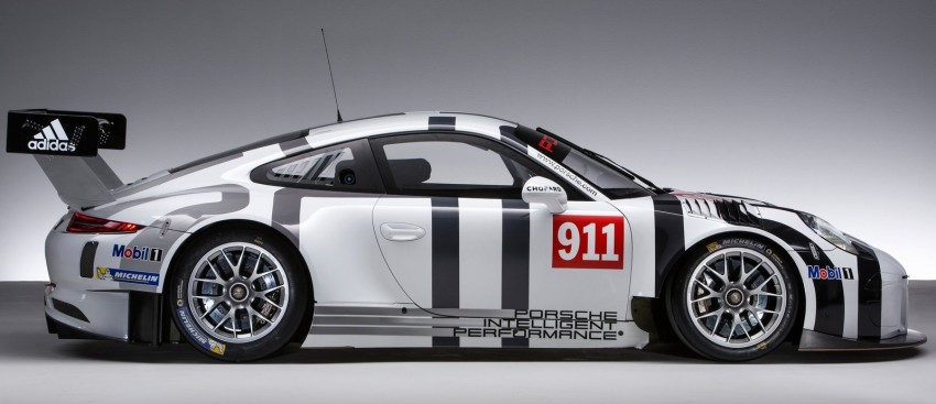 Porsche 911 GT3 R – race car based on the road car 340732