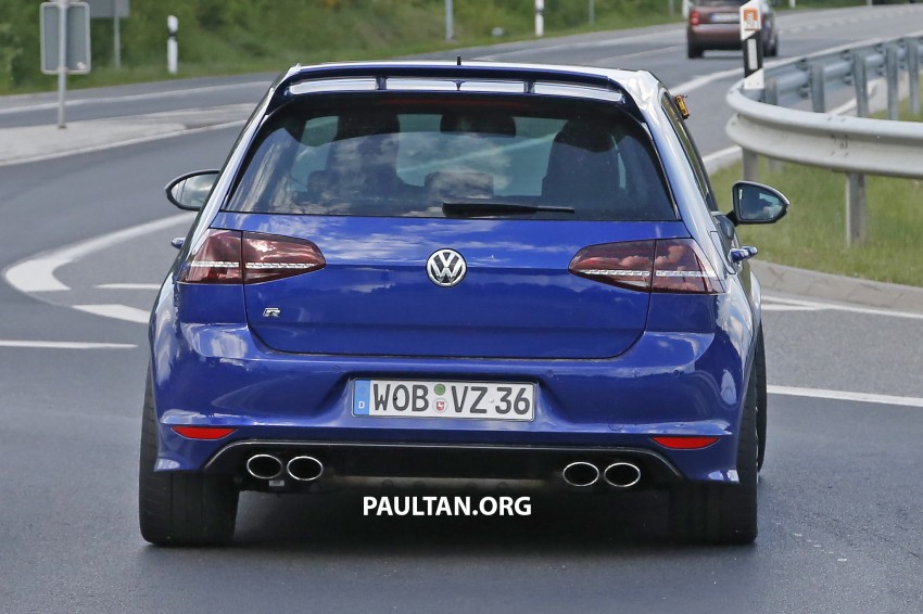 SPIED: Volkswagen Golf R 400 caught at the ‘Ring 341136