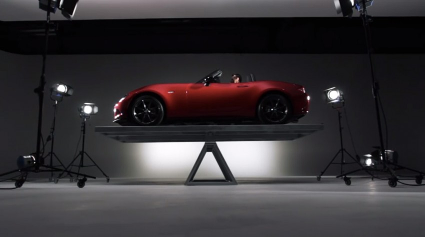 VIDEO: Mazda MX-5 50:50 weight distribution proven 344658