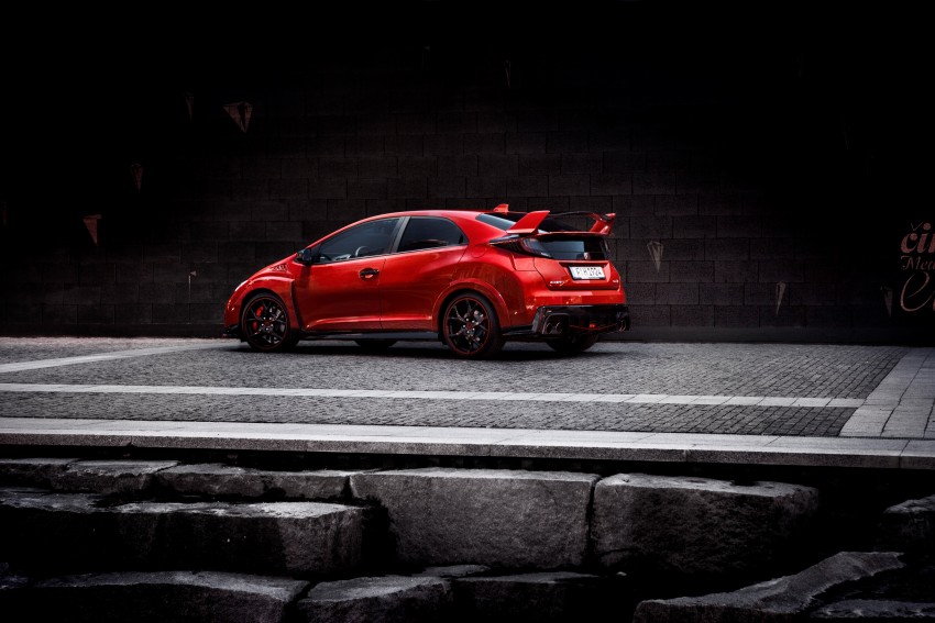 2015 Honda Civic Type R detailed for the Euro market 345840