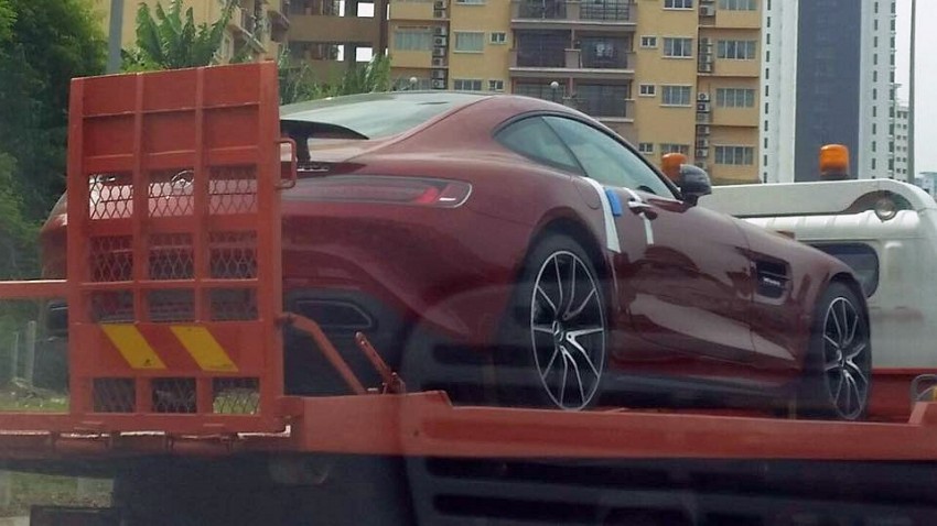 Mercedes-AMG GT-S spotted on a transporter in KL 346736