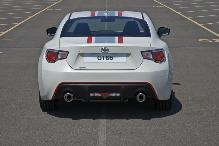 Toyota GT86 Blanco special edition unveiled in the UK 354579