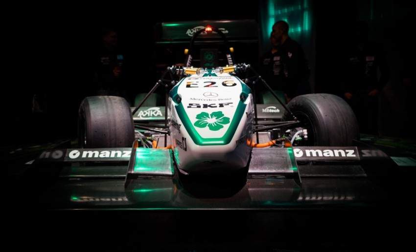 Zero to 100 km/h in 1.779 seconds – GreenTeam Formula Student EV sets new Guinness World Record! 361385