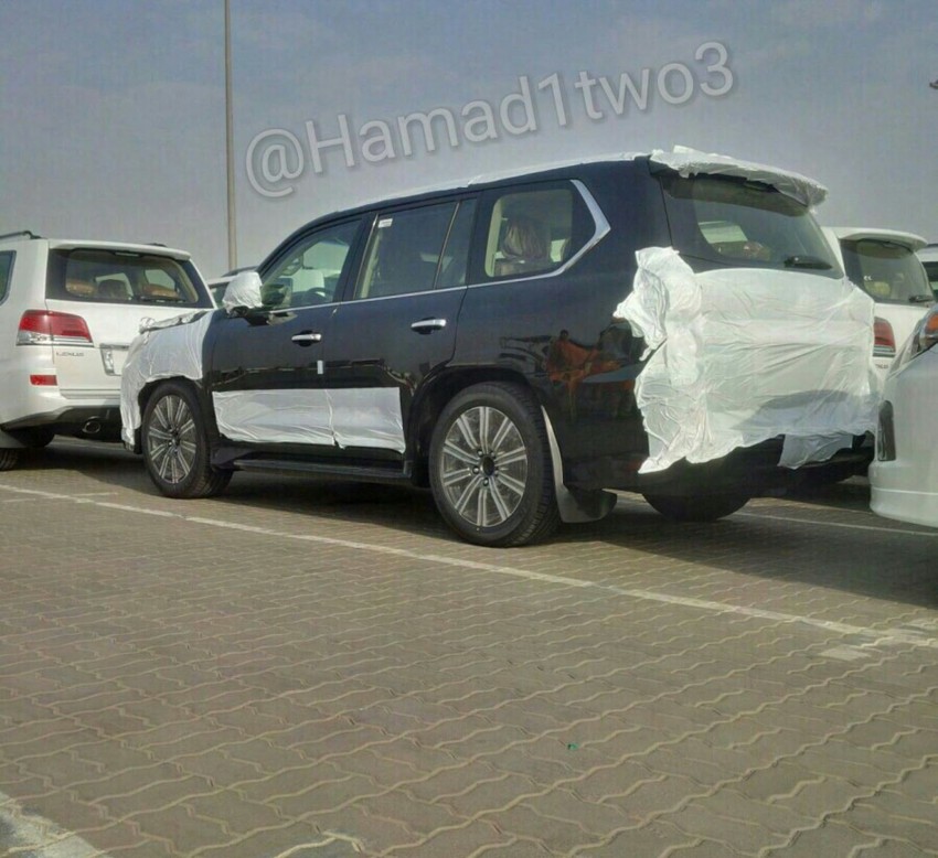 2016 Lexus LX spotted again, this time in the metal 362182