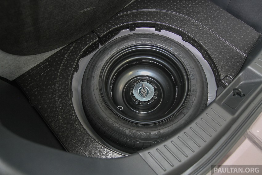 GALLERY: 2015 Mazda 2 – three new colours added 362252