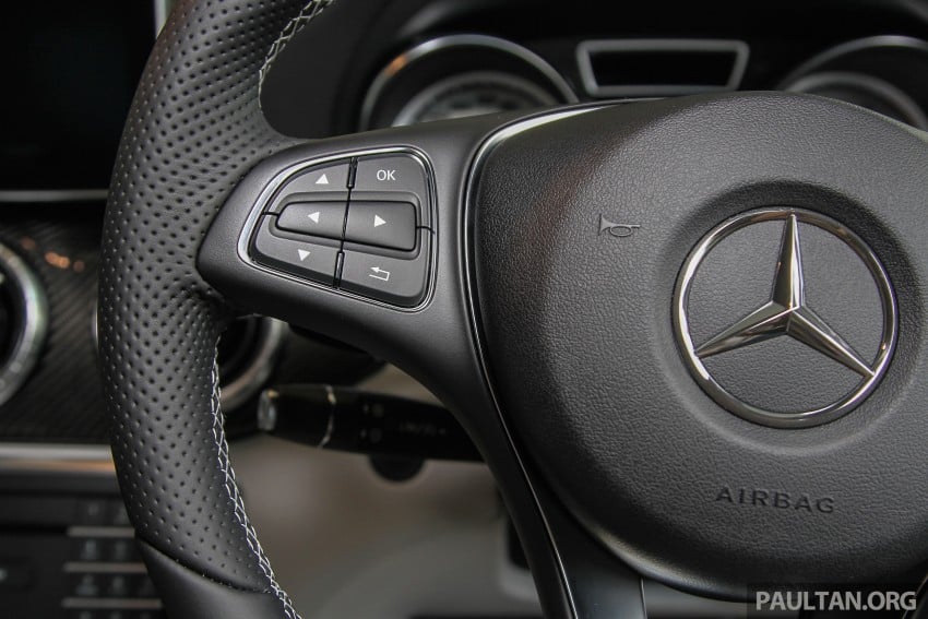 2015 Mercedes-Benz CLA 200 receives new steering wheel, carbon trim and larger screen; same price 361452